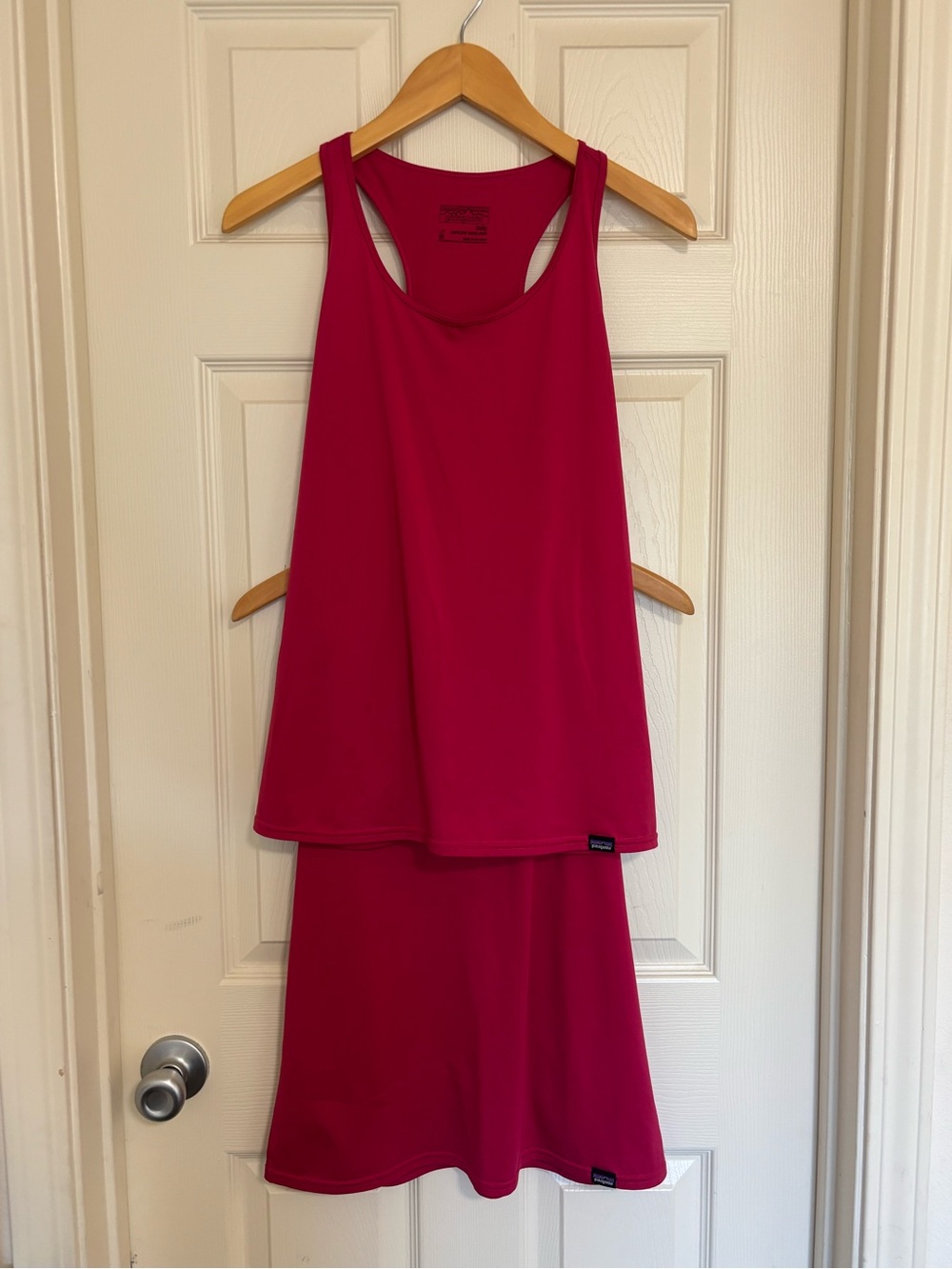 Patagonia Women’s Capilene Daily Tank Top 2-Pack - Size Medium - EUC - Raspberry